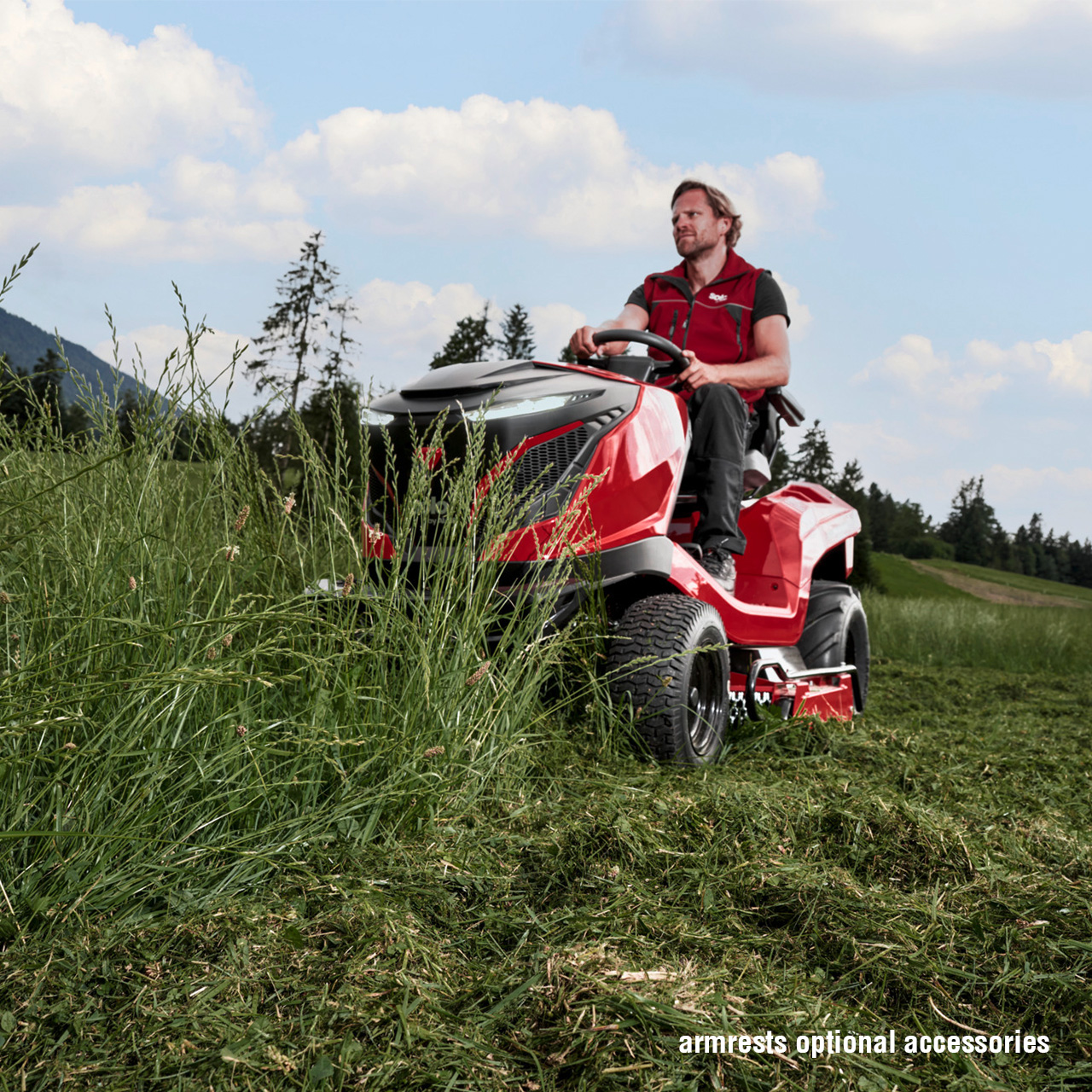 127709-high-grass-traktor-t22-110-4-hdh-a-v2-webshop-mood-1_v1