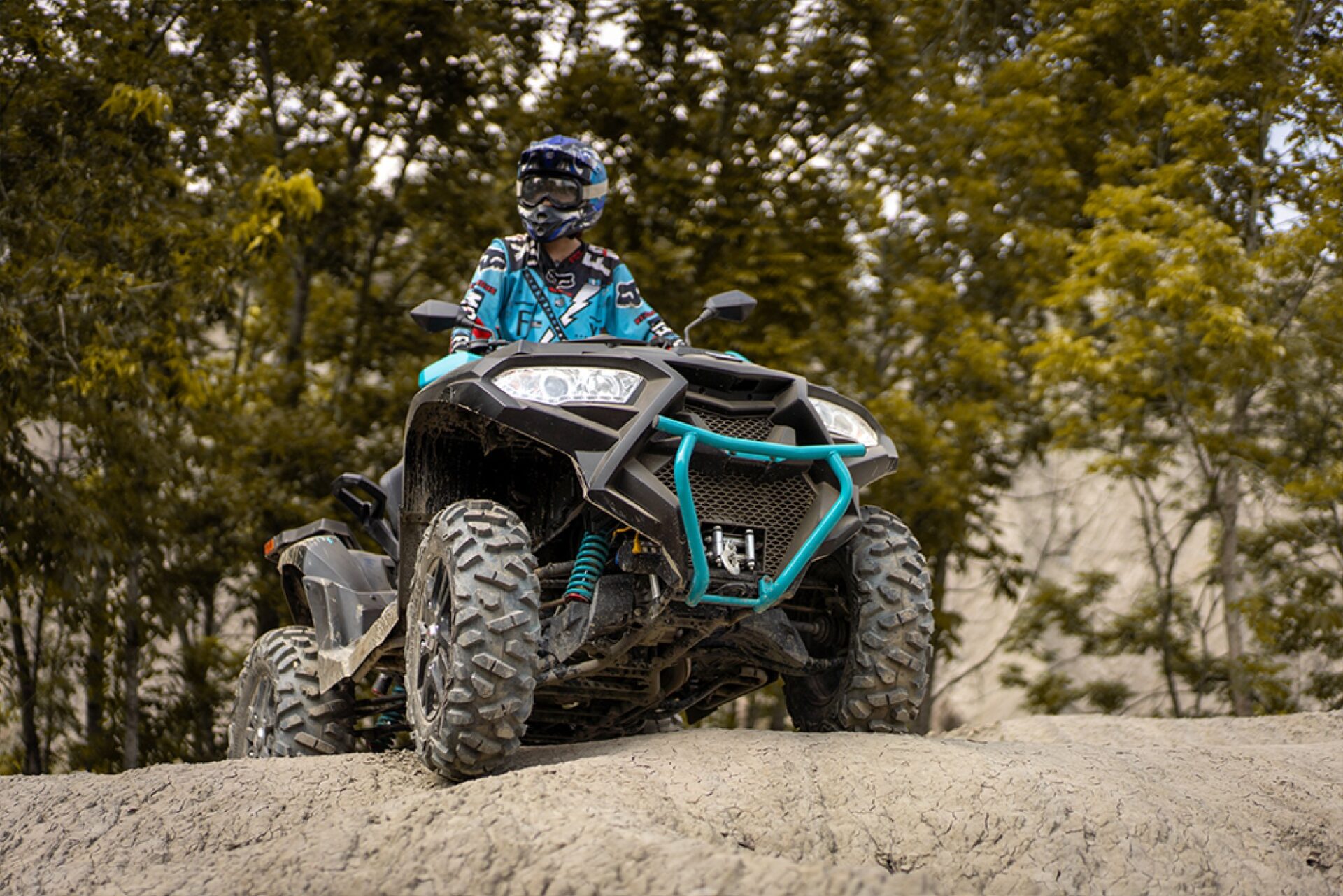 FF800_1024_683_04