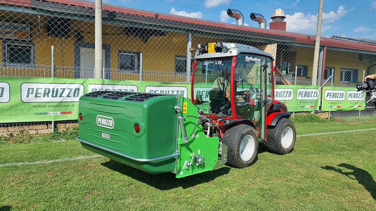 Peruzzo-Koala-on-sport-fields